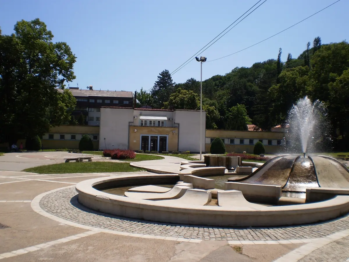 Kupatilo i fontana u Niškoj Banji